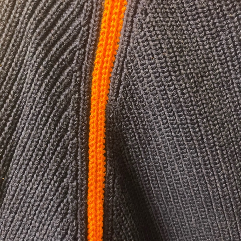 Best Wool Men's Blue and Orange‎ V-Neck Sweater. Sz Small. Baseball/Mets - Picture 6 of 6